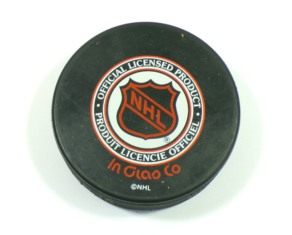 Vancouver Canucks Official In Glas Co NHL Vintage Hockey Puck Pic2