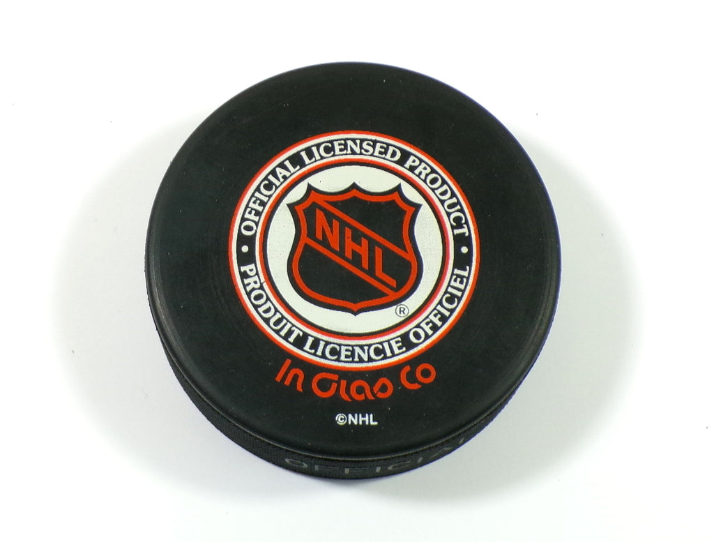 Gerry Cheevers #30 HOF 88 Signed Boston Bruins In Glas Co Hockey Puck Auto Pic2
