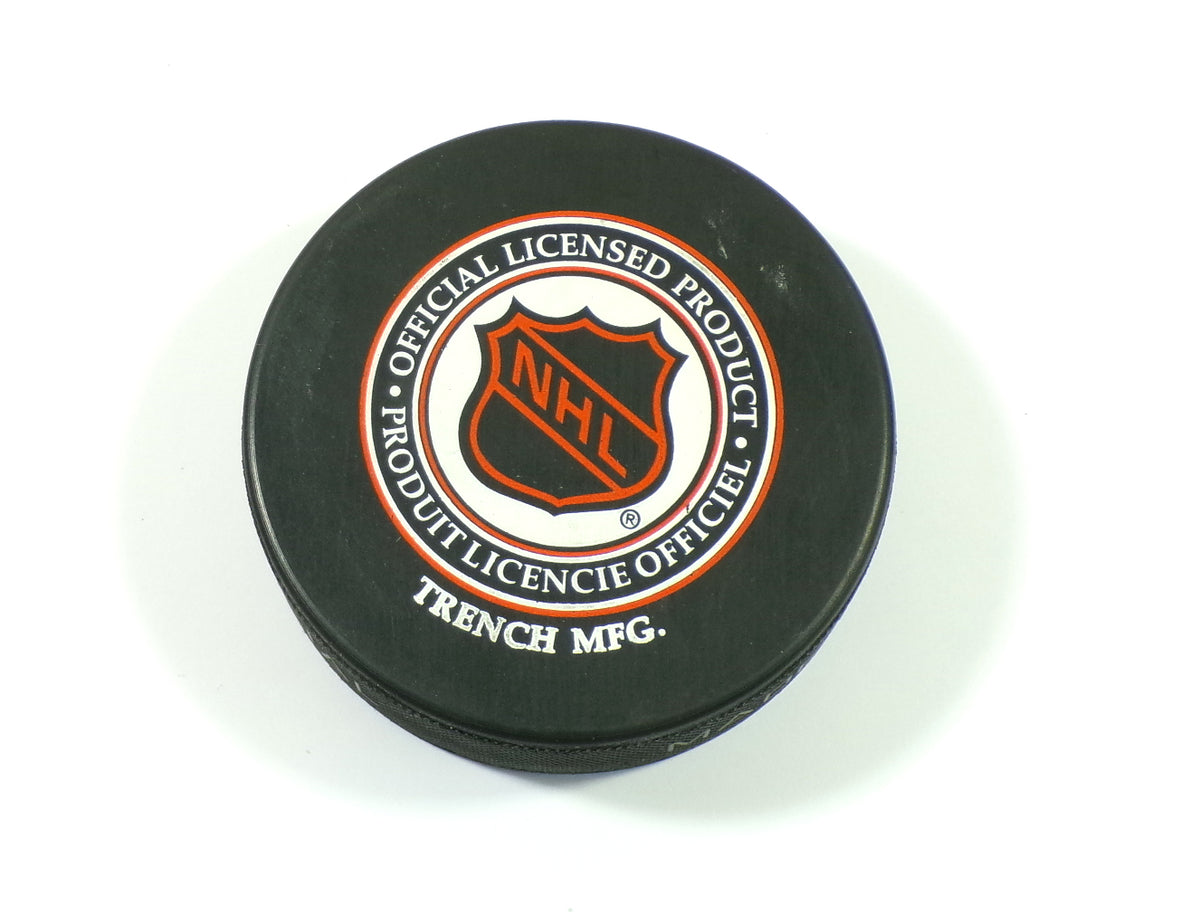 Jim Peters #10 and 3 Others Signed Detroit Red Wings Trench Hockey Puck Auto Pic2