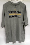 New Orleans Pelicans Team Issued Gray Short Sleeve  Shirt Size 2XLT Style 2