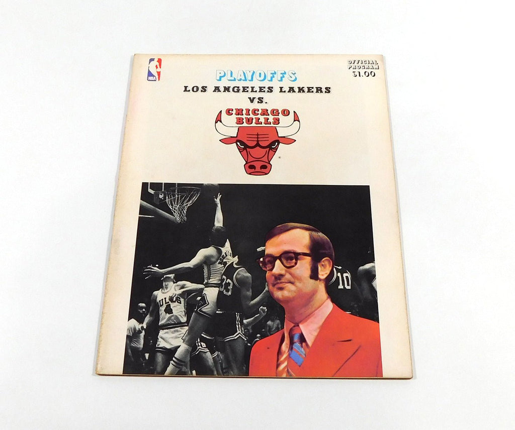 1971-72 NBA Basketball Playoff Program Chicago at Los Angeles Lakers - 204538S