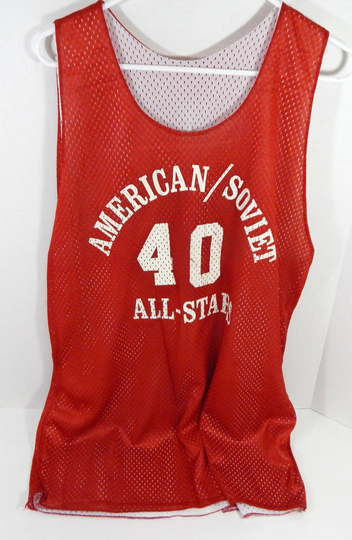 1990s American/Soviet All Stars #40 Game Issued Red Practice Jersey XL DP58444 - DP58444
