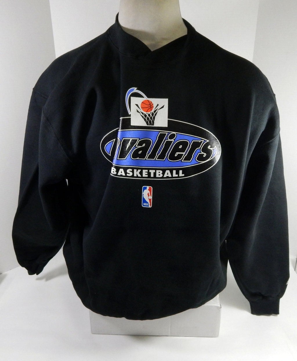 1990s Cleveland Cavaliers Team Issued Black Crewneck Sweatshirt L DP62327 - DP62327