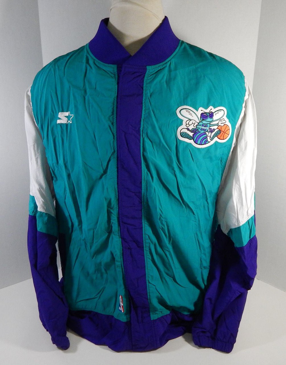 1997-98 Charlotte Hornets Donald Royal #5 Game Issued Warm-Up Jacket DP22007 - DP22007