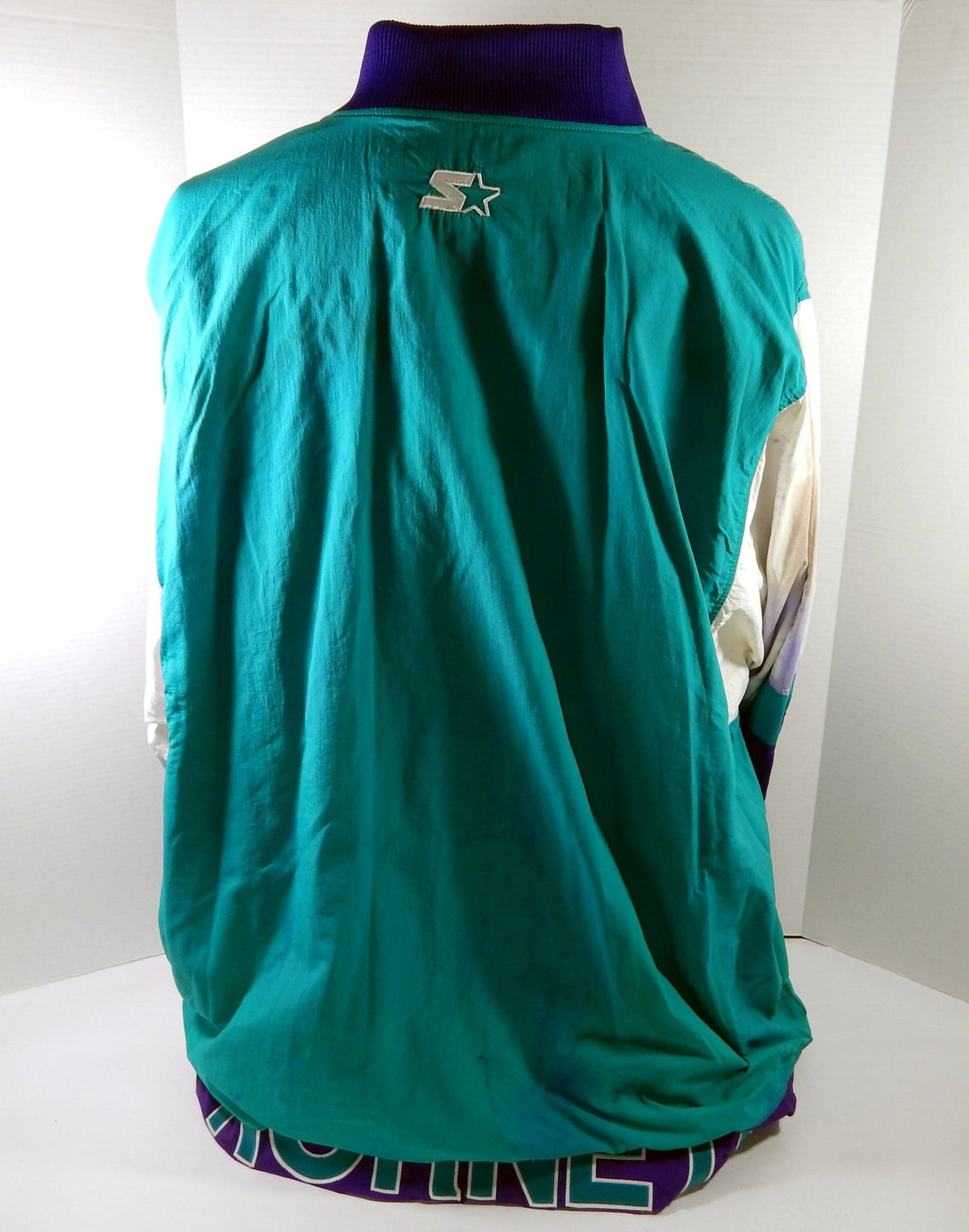 1997-98 Charlotte Hornets Game Issued Purple Teal Warm Up Jacket 52 DP60227 - DP60227