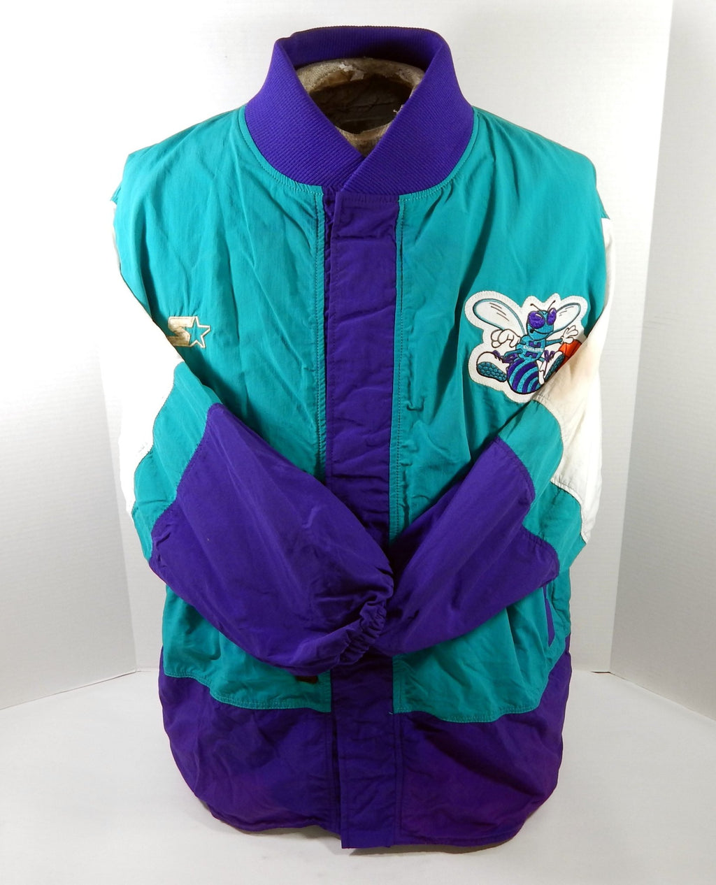 1997-98 Charlotte Hornets Muggsy Bogues #1 Game Issued Purple Warm Up Jacket 5 - DP60245
