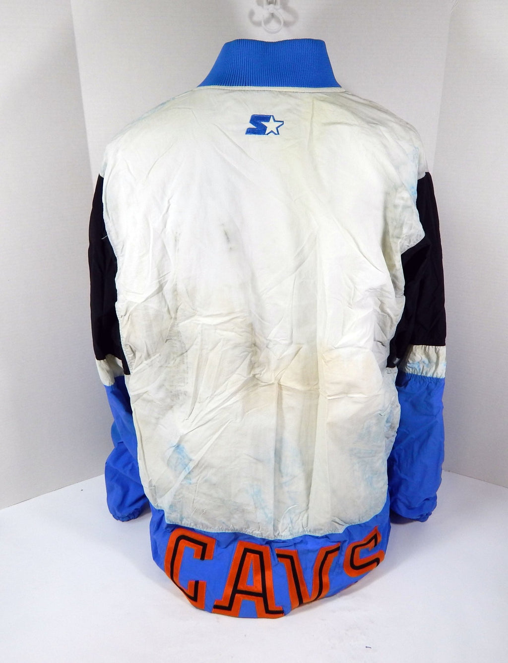 1997-98 Cleveland Cavaliers Derek Anderson #23 Game Used White Jacket 46 DP33017 - DP33017