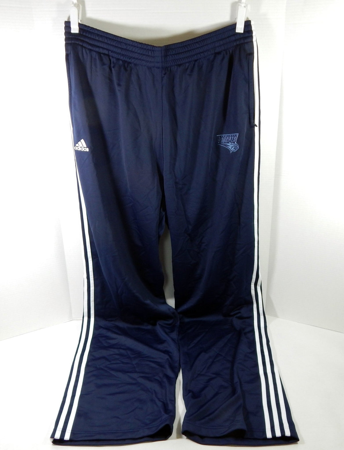 2000s Charlotte Bobcats Team Issued Navy Travel Pants 3XL DP58036 - DP58036