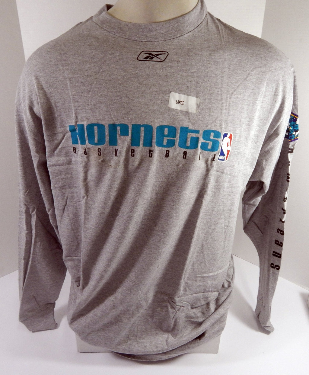2000s Charlotte Hornets Team Issued Grey Longsleeve Shirt L DP62006 - DP62006