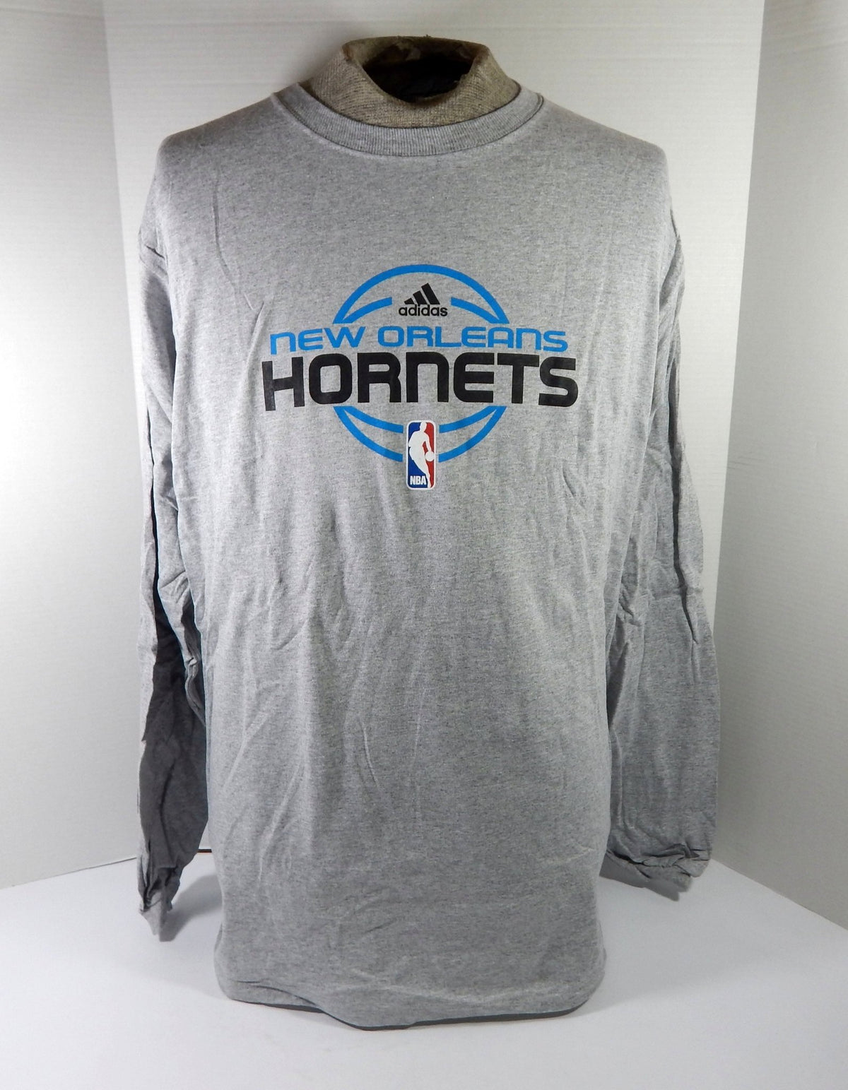 2000s New Orleans Hornets Team Issued Grey Training Shirt L DP59551 - DP59551