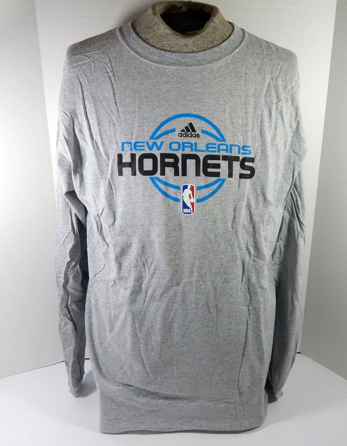 2000s New Orleans Hornets Team Issued Grey Training Shirt L DP59553 - DP59553