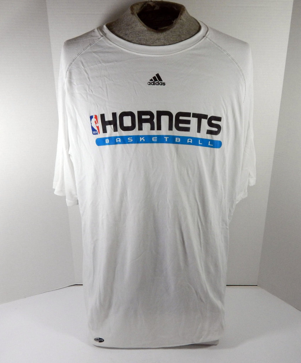 2000s New Orleans Hornets Team Issued White Training Shirt 2XL DP59533 - DP59533