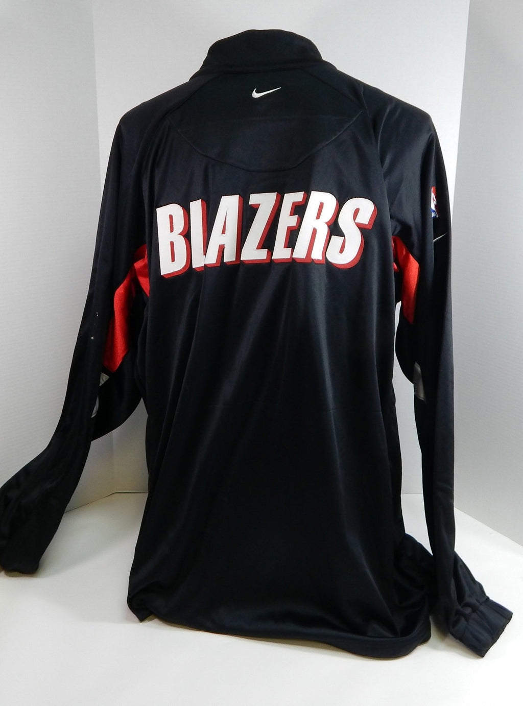 2000s Portland Trailblazers GameIssued Black Warm Up Jacket XL DP51306 - DP51306