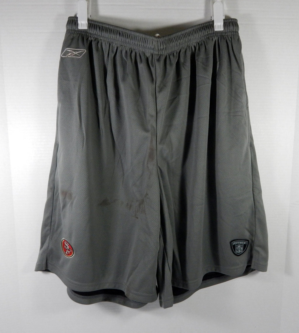 2000s San Francisco 49ers Team Issued Grey Training Shorts L DP58200 - DP58200