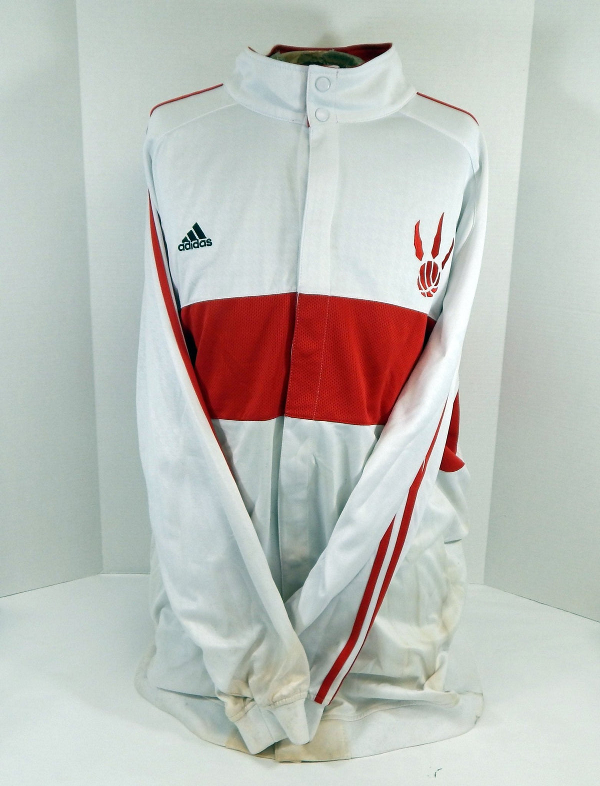 2000s Toronto Raptors #12 Game Used White Warm Up Jacket 2XL DP57426 - DP57426