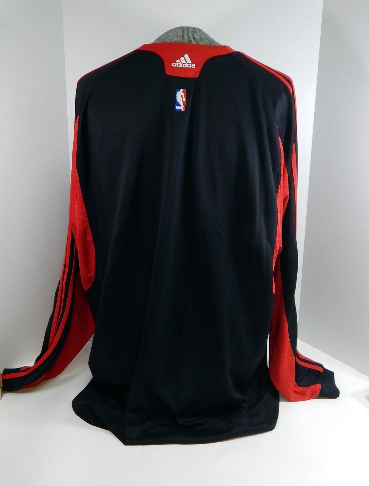 2000s Toronto Raptors Game Issued Black Shooting Shirt 2XL DP51312 - DP51312