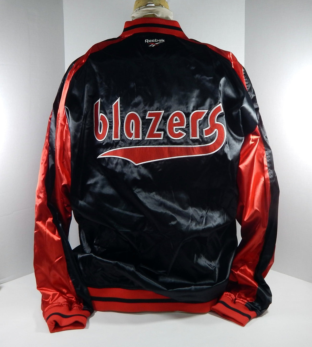 2003-04 Portland Trailblazers Game Issued Black Warm Up Jacket HWC 70-71 3XL 4 - DP51244