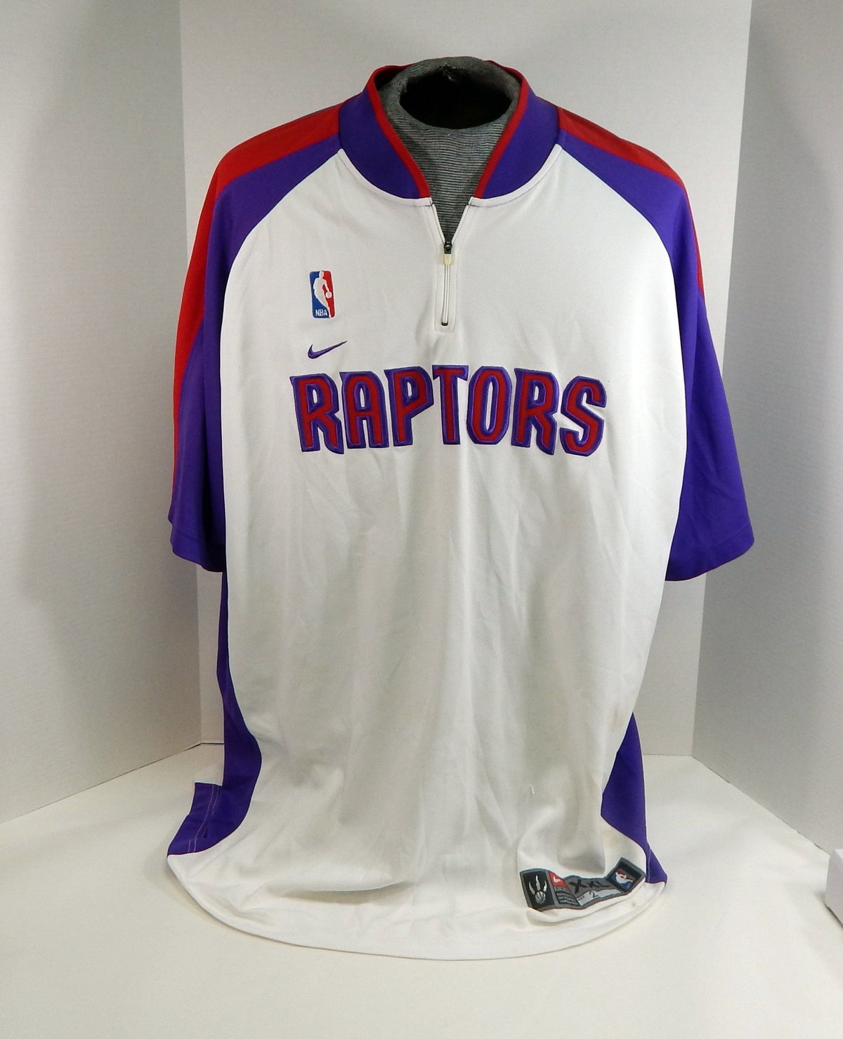 2003-04 Toronto Raptors Jannero Pargo #2 Game Used White Shooting Shirt 2XL 7 - DP51337