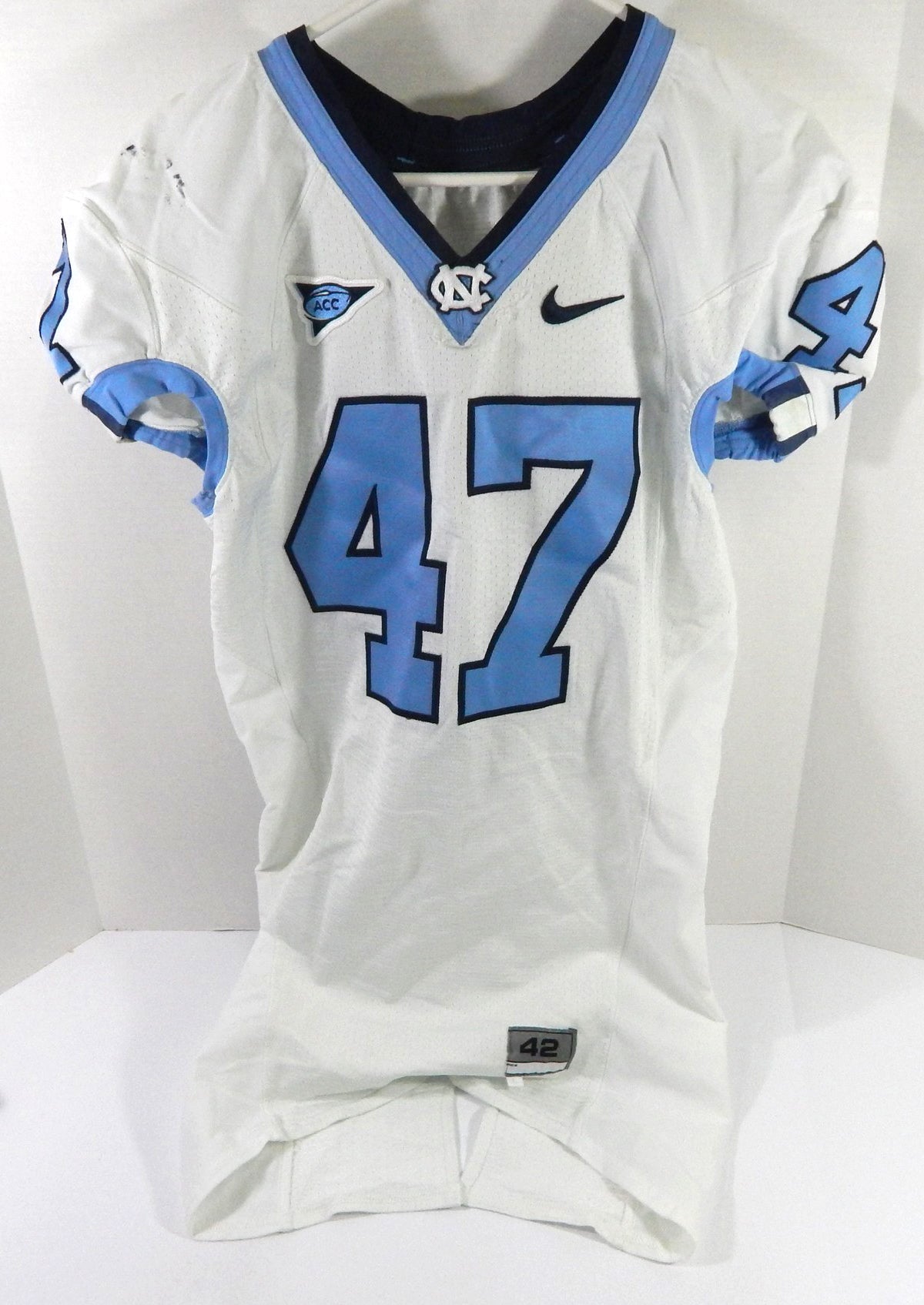 2008-12 North Carolina Tar Heels UNC #47 Game Used White Jersey NP Rem 42 670 - DP54670