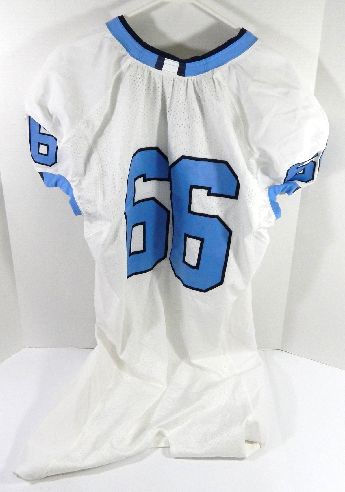 2008-12 North Carolina Tar Heels UNC #66 Game Used White Jersey NP Rem 48 3 - DP54143