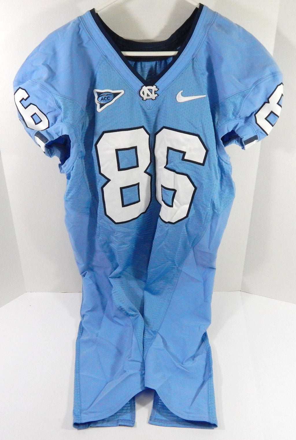 2008-12 North Carolina Tar Heels UNC #86 Game Used Blue Jersey NP Rem 46 DP54667 - DP54667