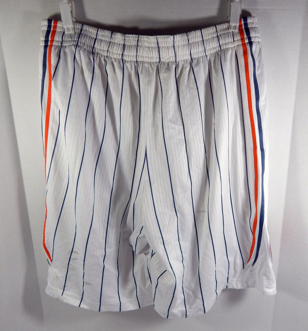2010-11 Charlotte Bobcats #12 2 Game Used White Shorts 3XL DP53799 - DP53799