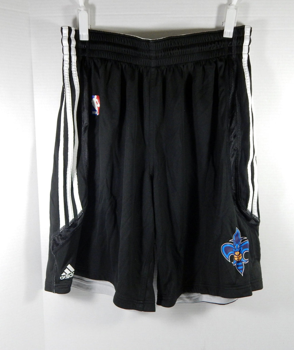 2010-11 New Olreans Hornets Team Issued Black Training Shorts 2XL DP58066 - DP58066