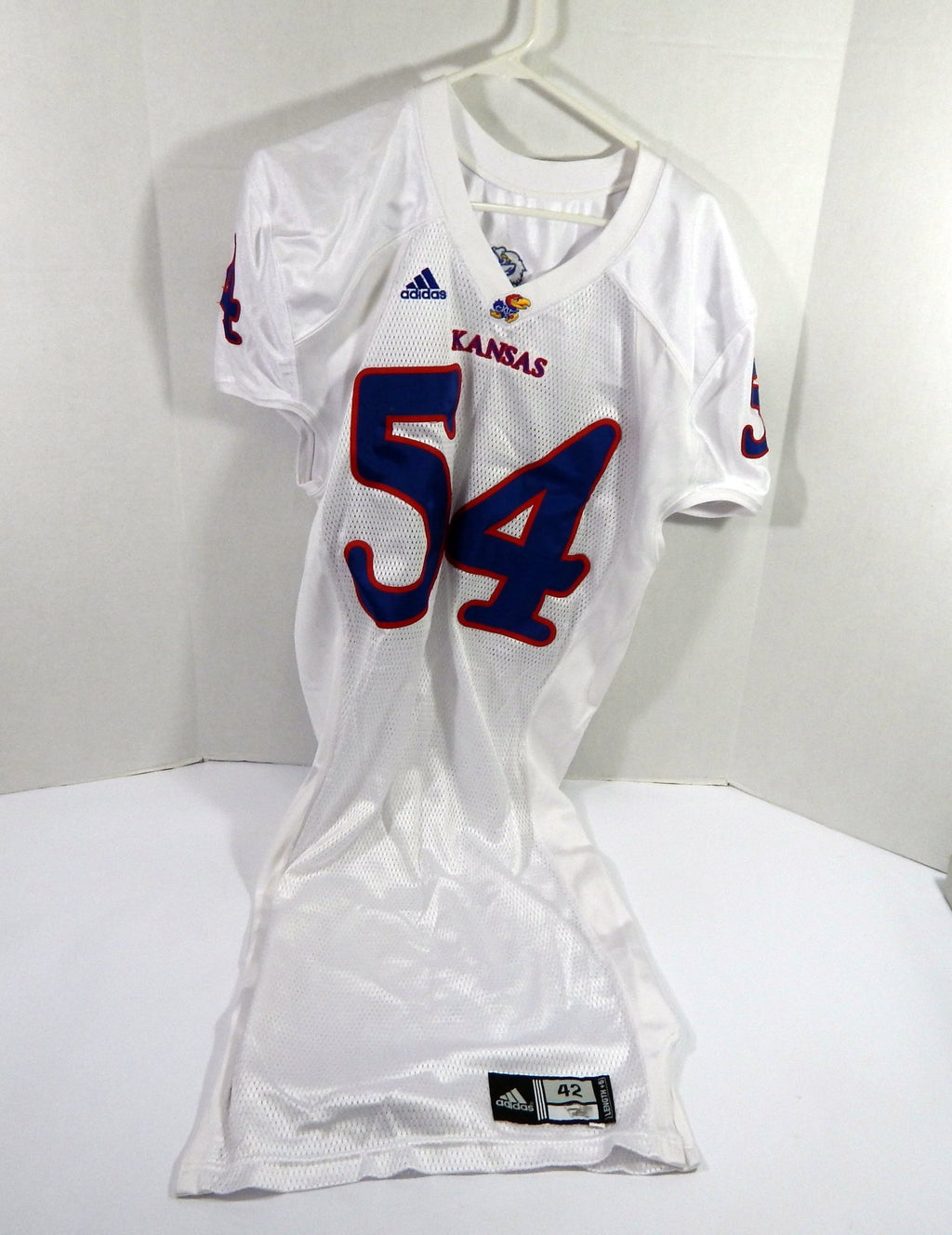 2010 Kansas Jayhawks #54 Game Issued Pos Used White Jersey 42 DP39327 - DP39327