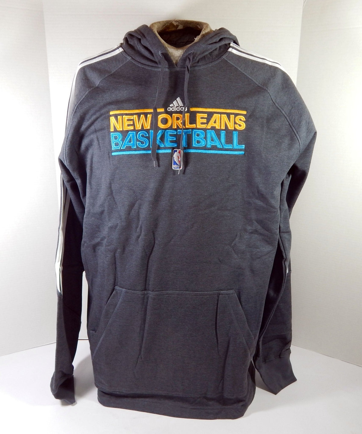 2011-12 New Orleans Hornets Team Issued Grey Hoodie Sweatshirt XL DP59455 - DP59455