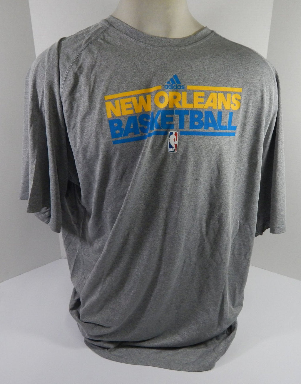 2011-12 New Orleans Hornets Team Issued Grey Training Shirt 3XLT DP59000 - DP59000