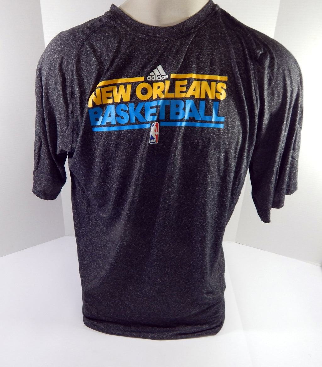 2011-12 New Orleans Hornets Team Issued Grey Training T-Shirt 2XL DP52042 - DP52042