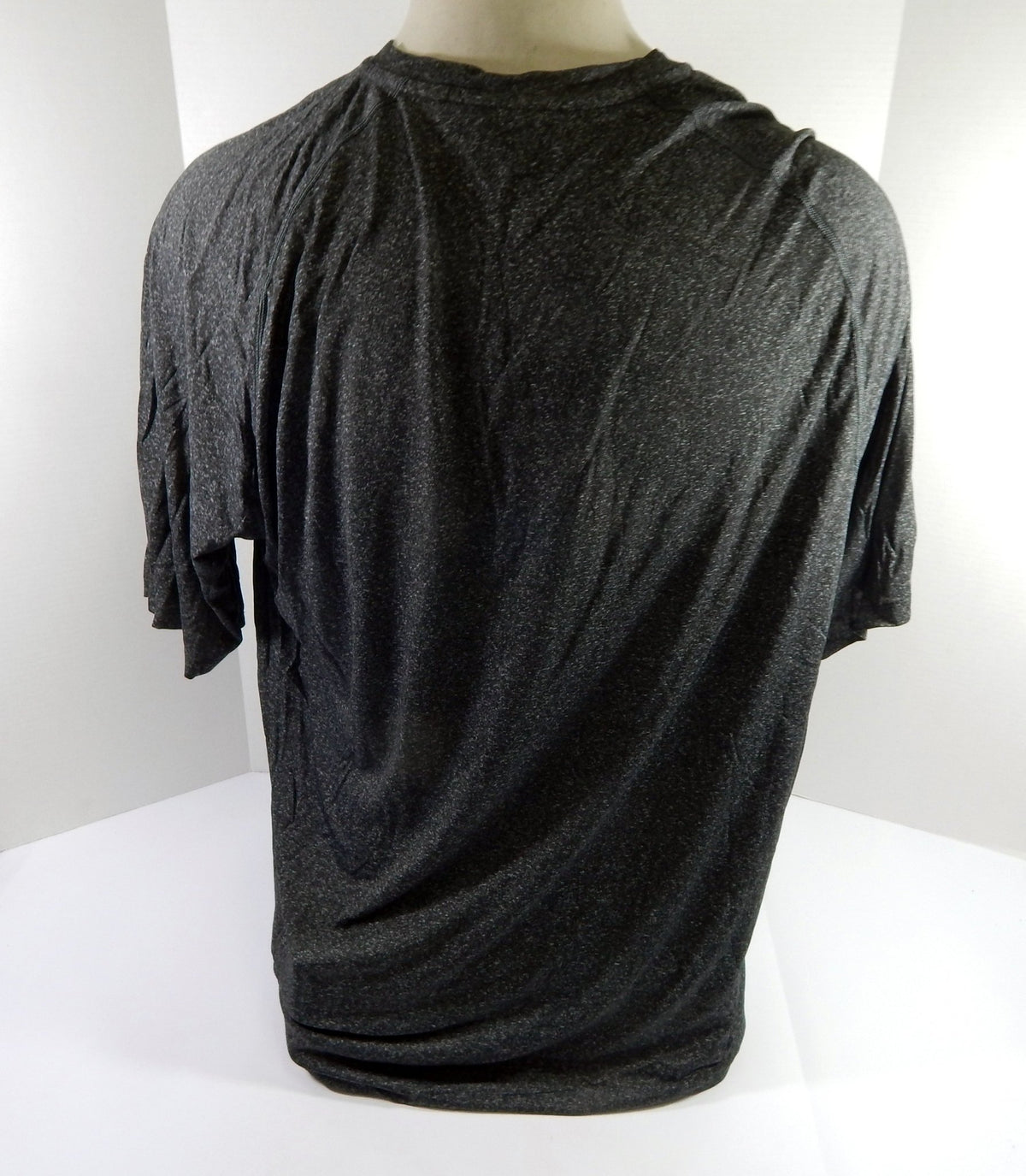2011-12 New Orleans Hornets Team Issued Grey Training T-Shirt 2XL DP52068 - DP52068