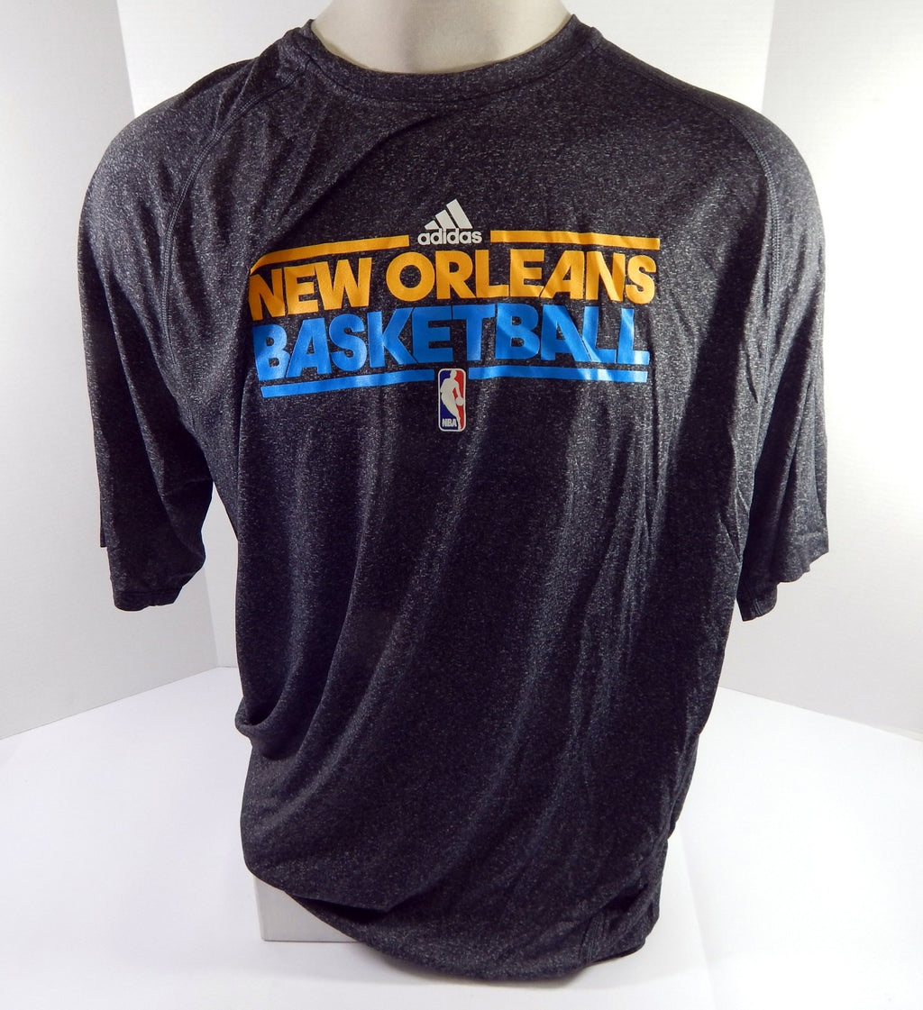 2011-12 New Orleans Hornets Team Issued Grey Training T-Shirt 2XL DP52087 - DP52087
