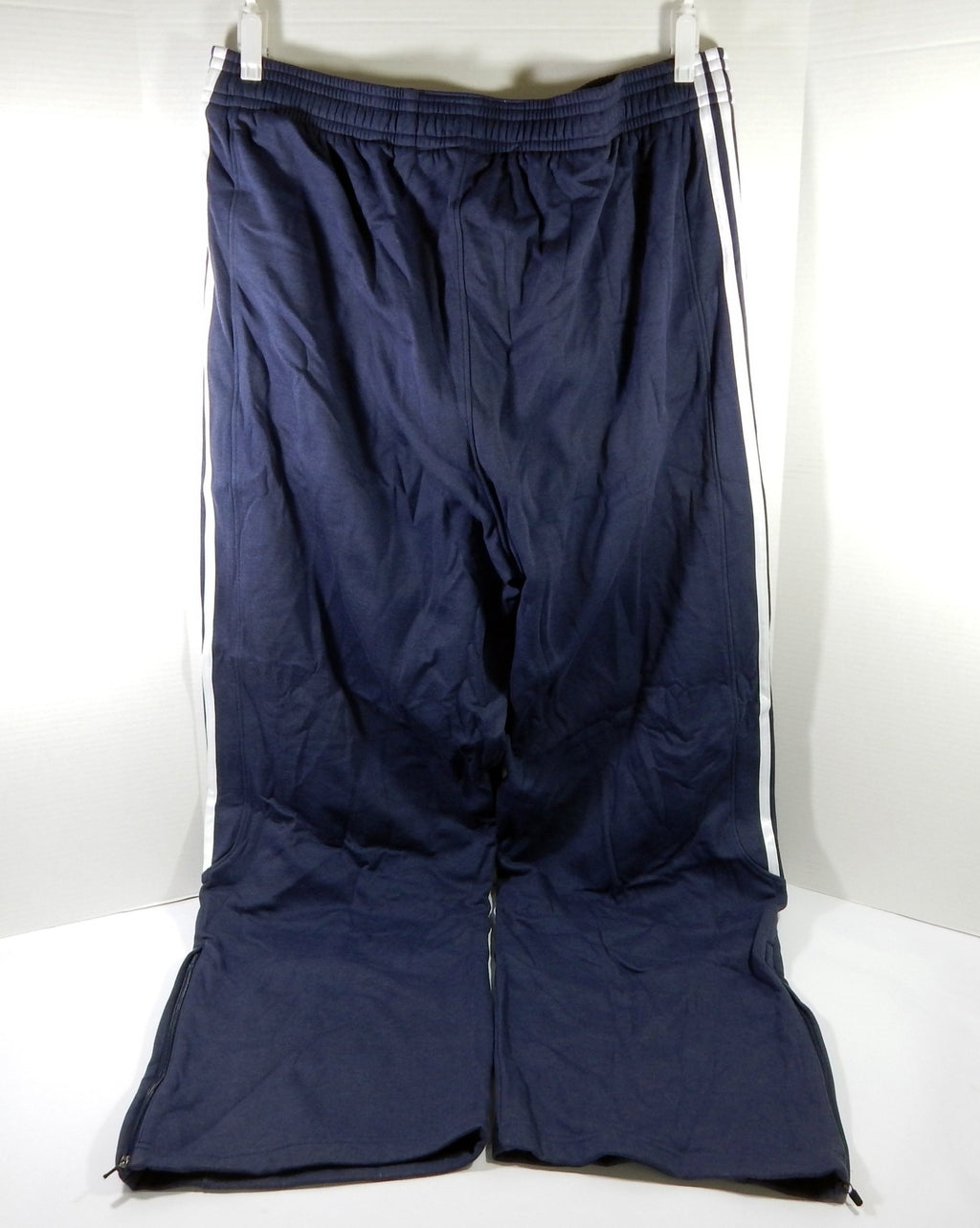 2012-13 Charlotte Bobcats Team Issued Navy Travel Pants 3XL DP58234 - DP58234