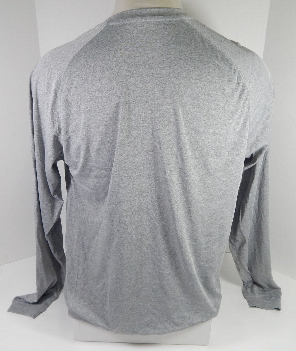 2012-13 New Orleans Hornets Team Issued Grey Long Sleeve Training Shirt LT 617 - DP58617