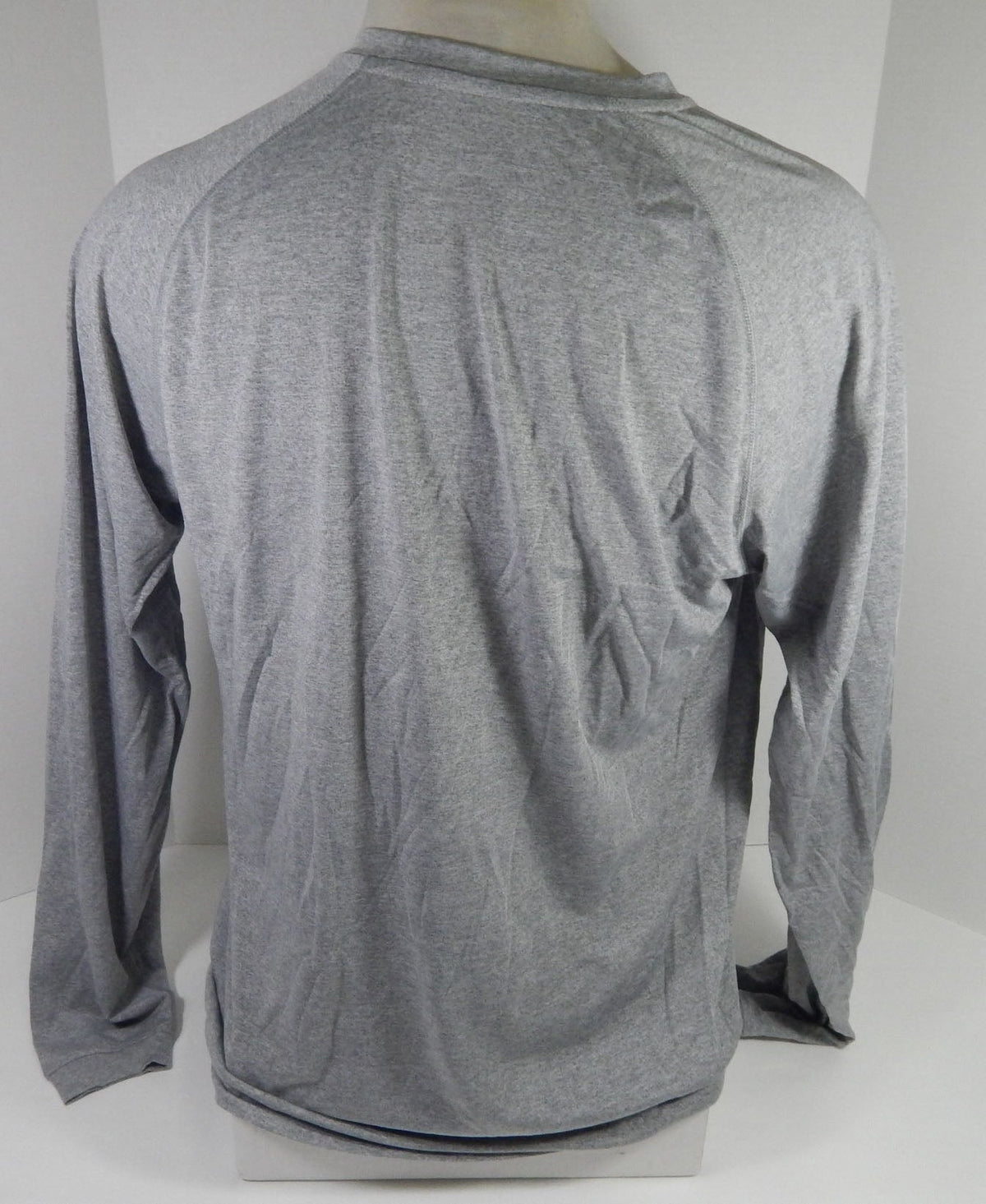2012-13 New Orleans Hornets Team Issued Grey Long Sleeve Training Shirt LT 8610 - DP58610