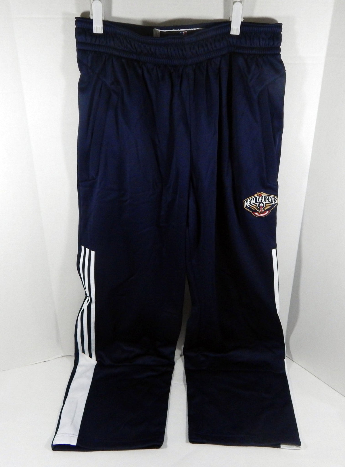 2014-15 New Orleans Pelicans Team Issued Navy Travel Pants L DP62637 - DP62637