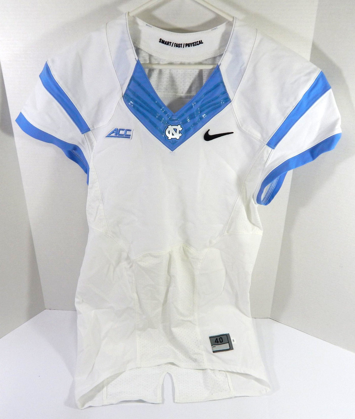 2014 North Carolina Tar Heels UNC Blank Game Issued White Jersey QB Cut 40 4511 - DP54511