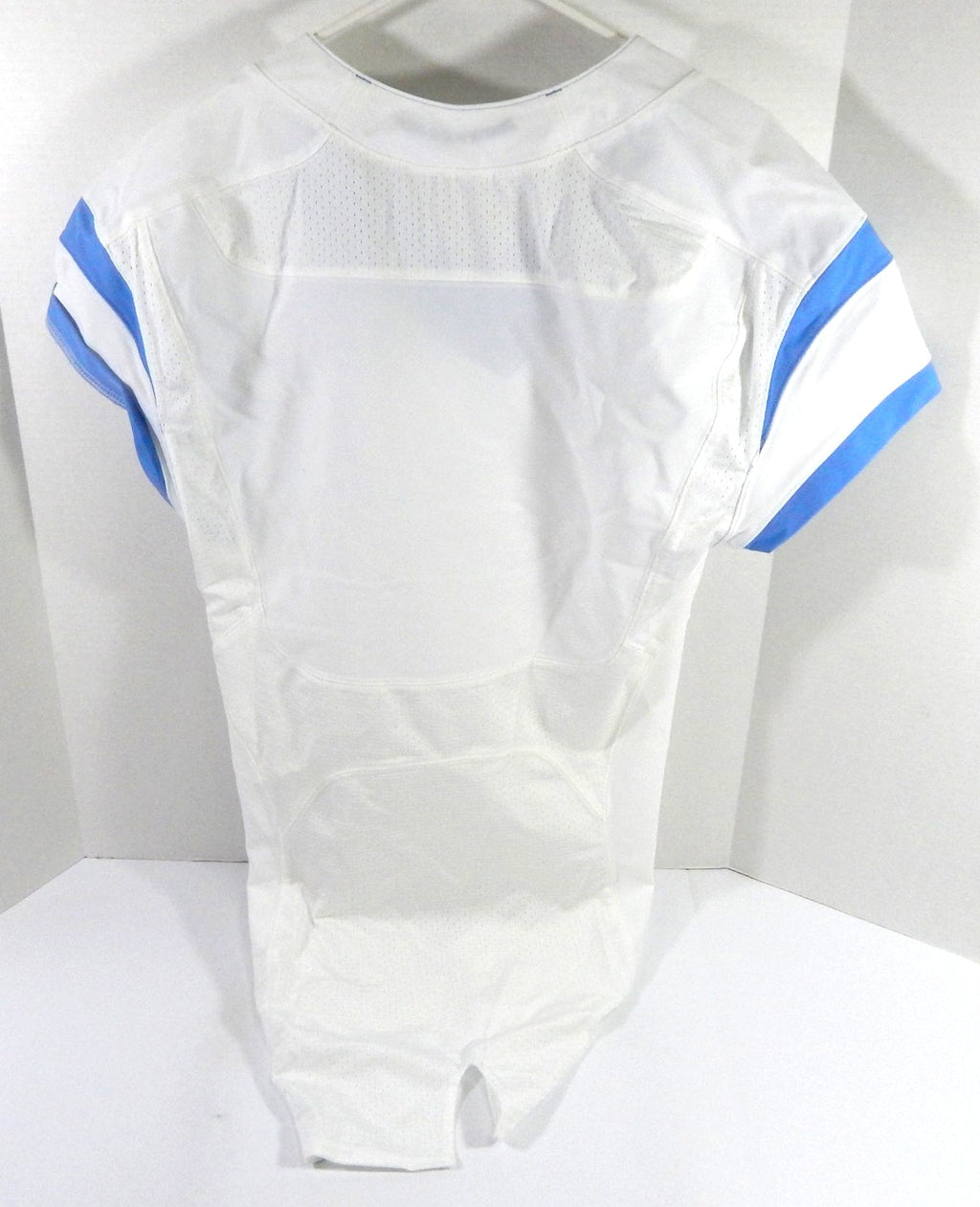 2014 North Carolina Tar Heels UNC Blank Game Issued White Jersey QB Cut 44 510 - DP54510