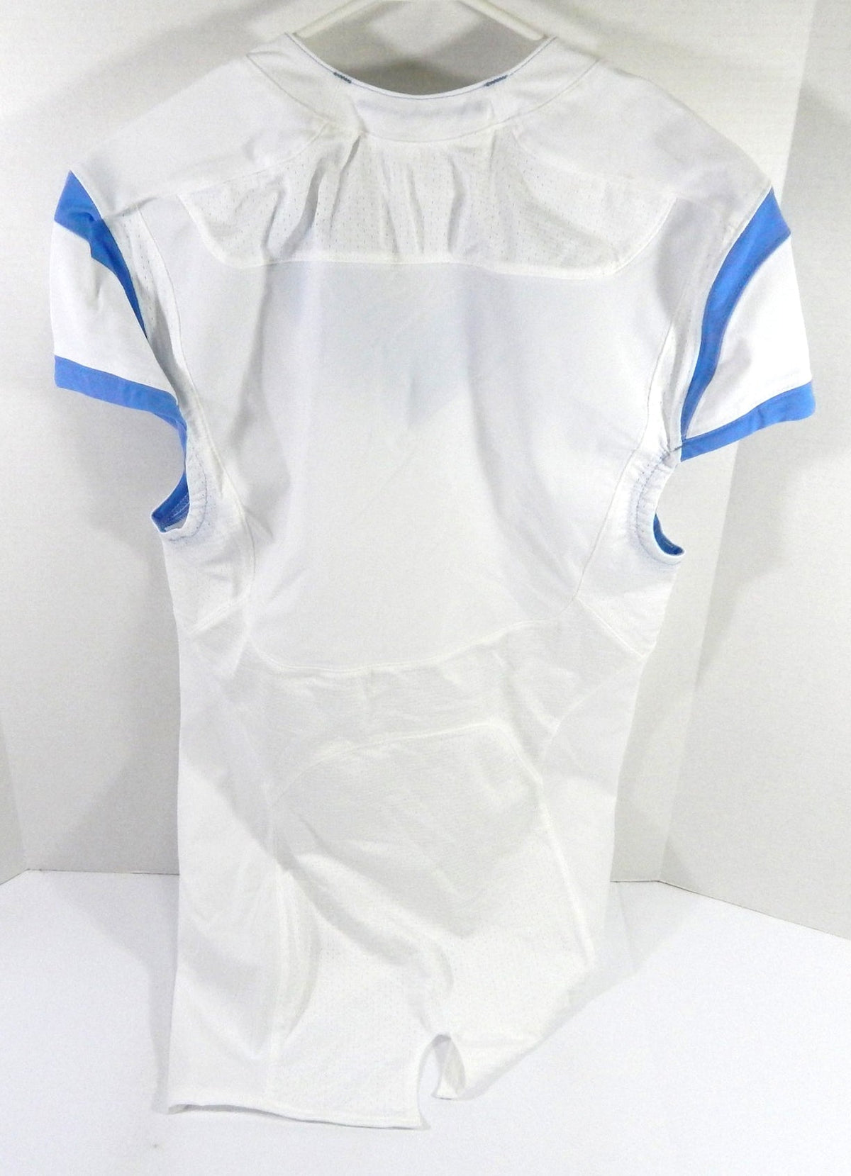 2014 North Carolina Tar Heels UNC Blank Game Used White Jersey 40 DP54042 - DP54042