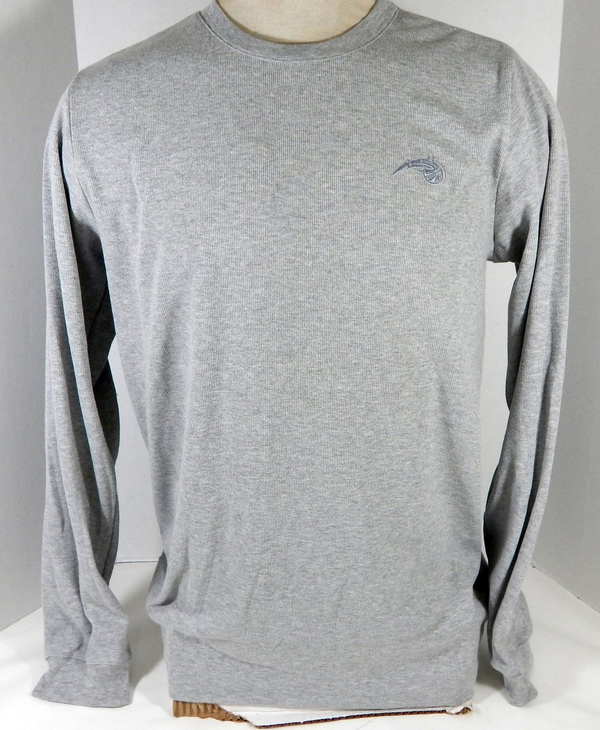 2015-16 Orlando Magic Team Issued Grey Coaches Sweater 06/15 XL2 137S - 712137S