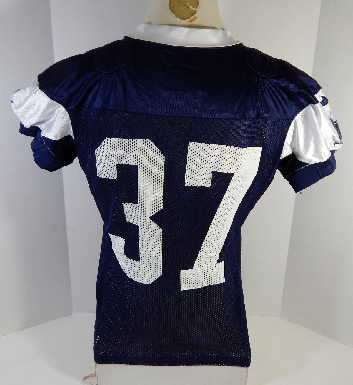 2016 Dallas Cowboys Jeremiah McKinnon #37 Game Issued Navy Practice Jersey 46 51 - DP18551