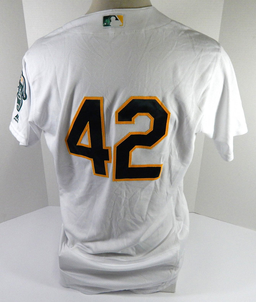 2016 Oakland Athletics Khris Davis #42 Game Issued Pos Used White Jersey JRD 4 - DP46154