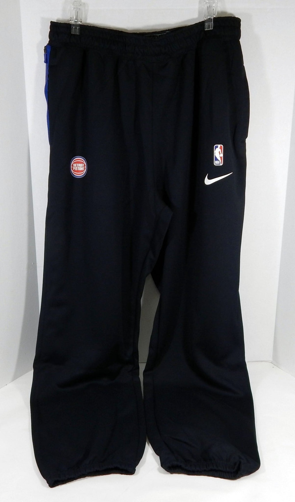 2020-21 Detroit Pistons Team Issued Black Travel Sweatpants CN5961-010 2XLT 144S - 712144S