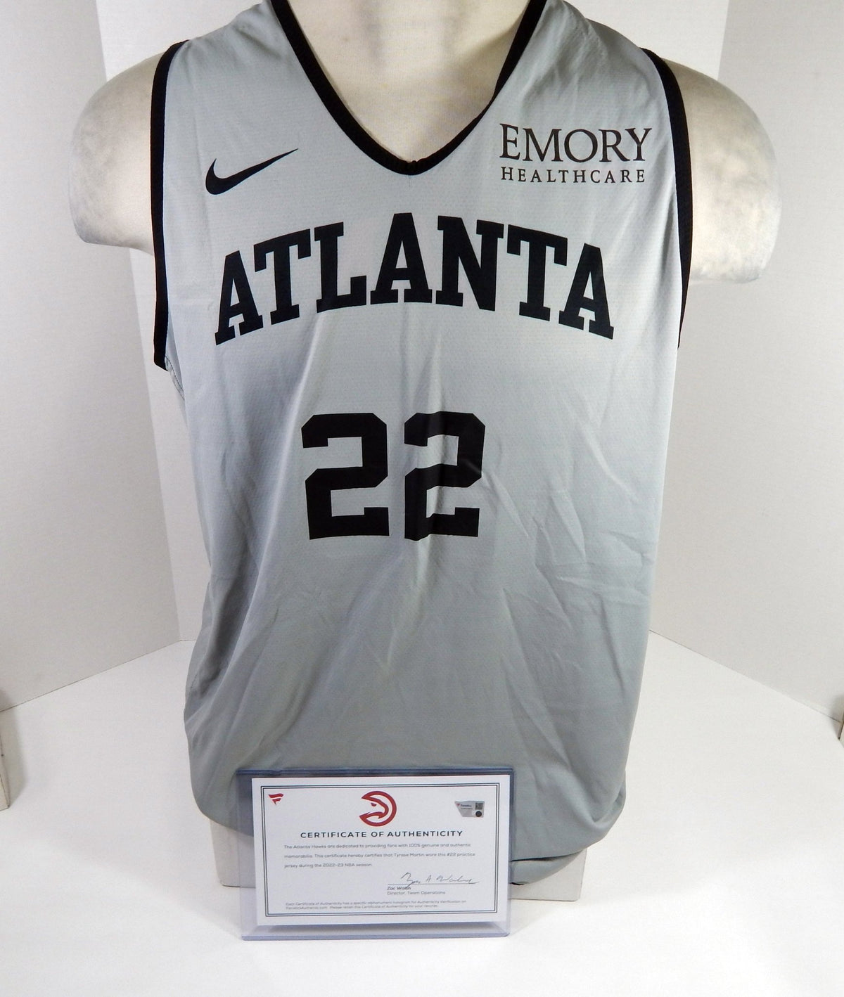 2022-23 Atlanta Hawks Tyrese Martin #22 Game Used Black Practice Jersey L 62 - DP56562