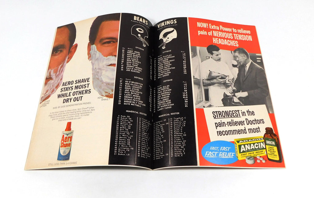 1965 Chicago Bears at Minnesota Vikings NFL Football Program 10-17-65 Pic2