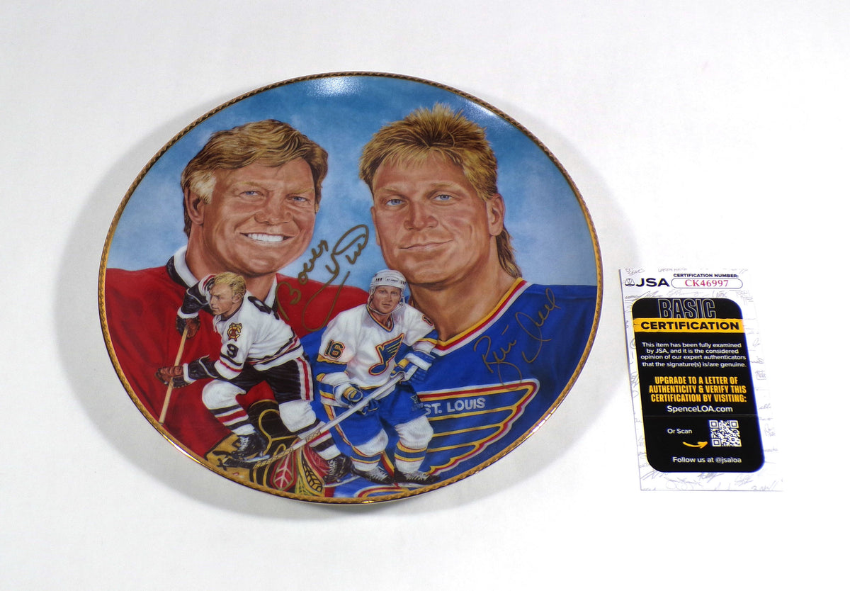 Brett Hull / Bobby Hull Signed 10" Gartlan Commemorative Plate 2 JSA Autos