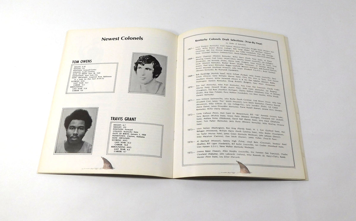 1975-76 Kentucky Colonels Basketball J.A.W.S. Media Guide Pic2