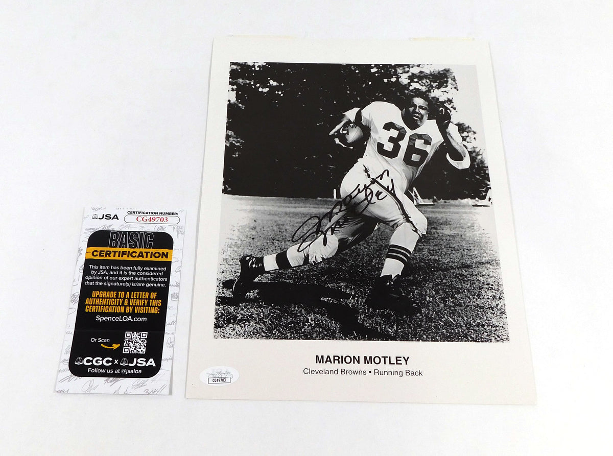 Marion Motley Signed 8.5 x 11 B&W Photo Browns JSA Auto