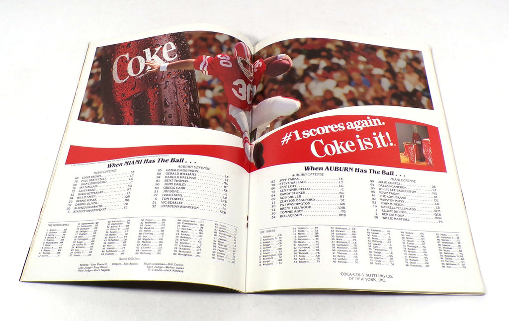 1984 Miami Florida vs Auburn Kickoff Classic College Football Program 8-27-84 Pic2